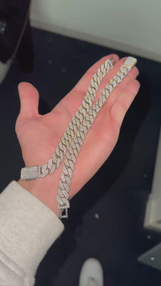 VVS Moissanite Bracelet 3 video