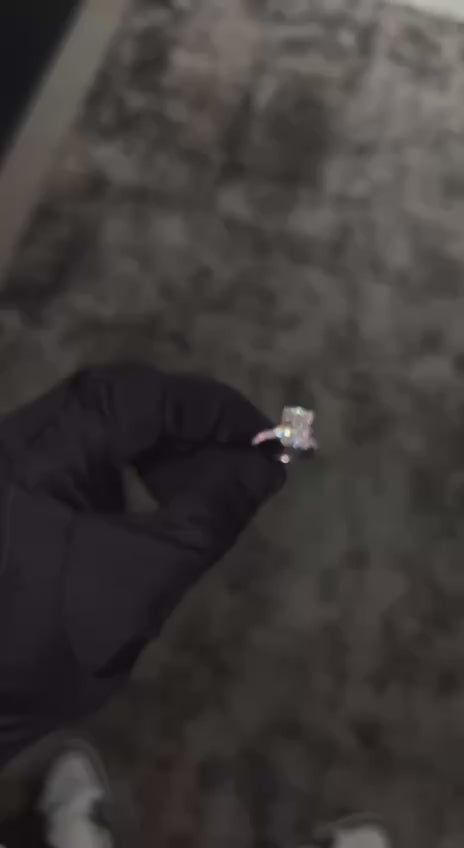 VVS Moissanite Ring 6 video