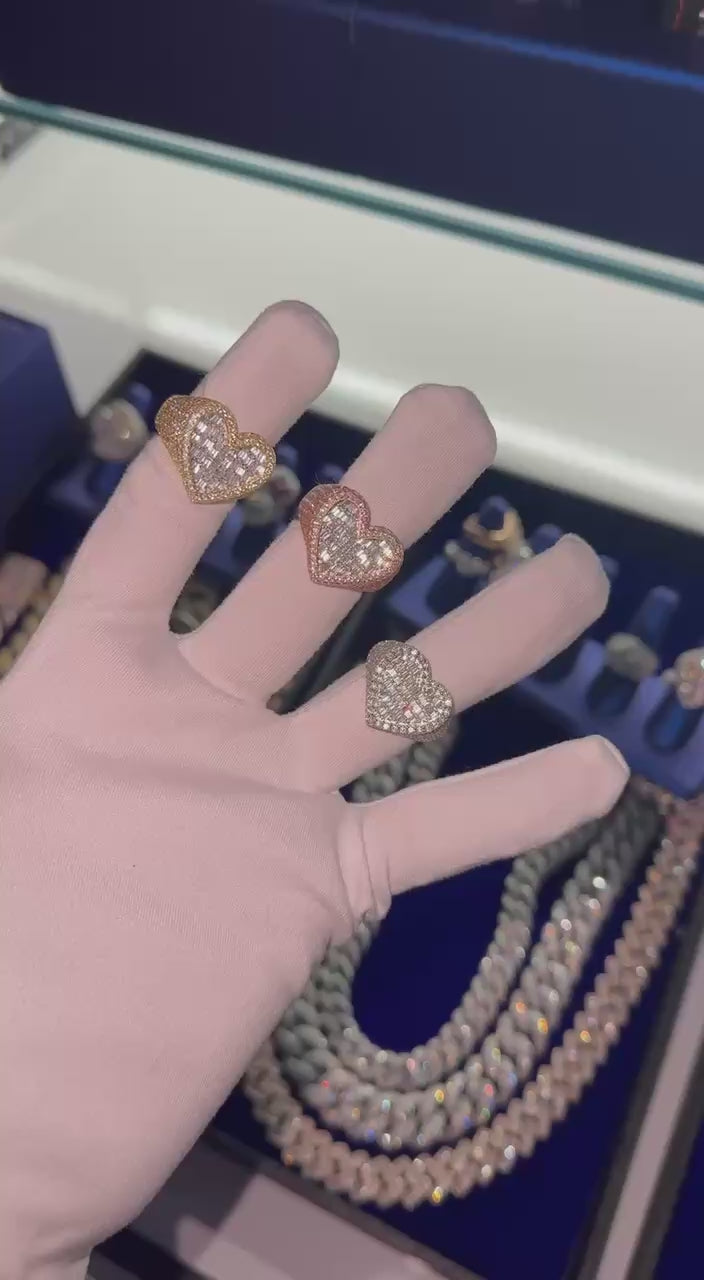 VVS Moissanite Ring 4 video
