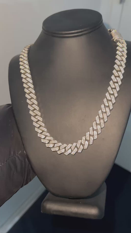 VVS Moissanite Chain 12 video