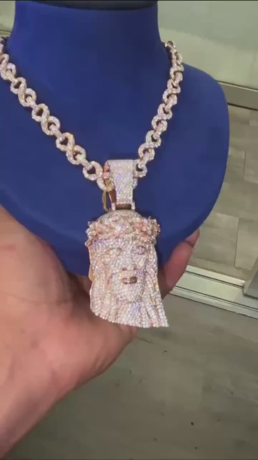 VVS Moissanite Pendant 1 video