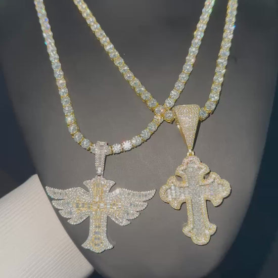VVS Moissanite Pendant 5 video