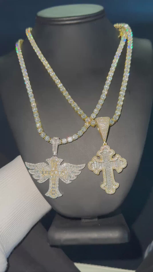 VVS Moissanite Pendant 5 video